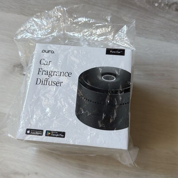 Pura Car Fragrance Diffuser In Black for use with App NWT In Package - Picture 5 of 7